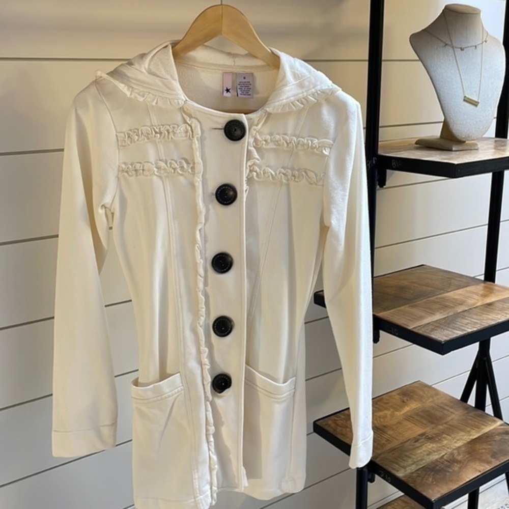 Stella Star Small Cream Hooded Ruffle Long Sweater‎ Jacket w/ Large Wood Buttons